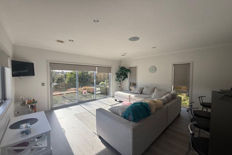 Photo of property in 118 Navigation Drive, Whitby, Porirua, 5024