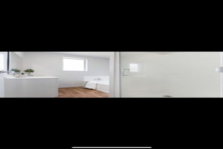 Photo of property in 153 Don Buck Road, Massey, Auckland, 0614