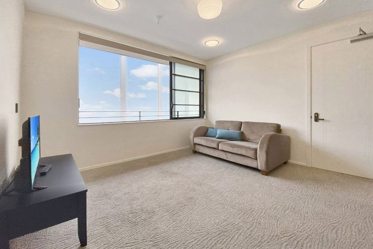 Photo of property in 101/3u Roxburgh Street, Mount Victoria, Wellington, 6011