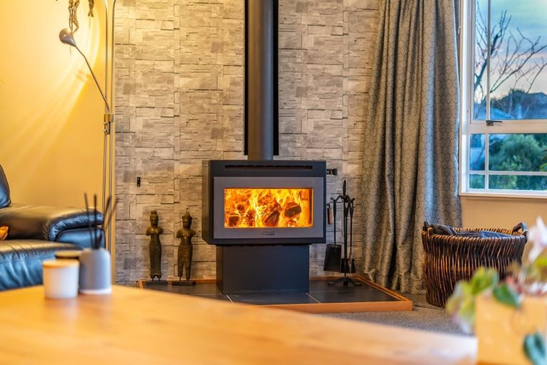 Photo of property in 20 Portage Place, Whitby, Porirua, 5024