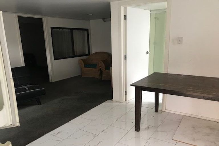 Photo of property in 131a East Tamaki Road, Papatoetoe, Auckland, 2025