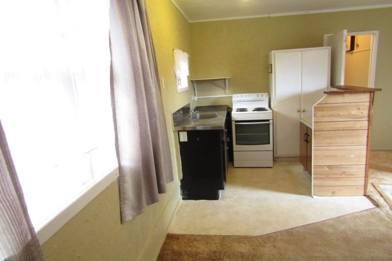 Photo of property in 53 Landon Avenue, Mangere East, Auckland, 2024