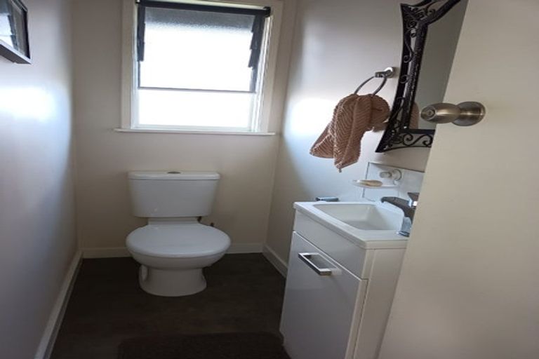 Photo of property in 57 Lyndhurst Street, Westport, 7825