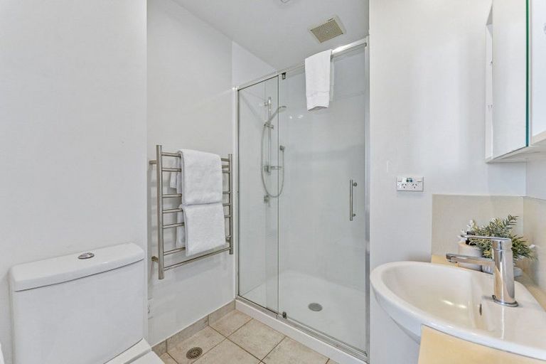 Photo of property in 27/12 Maunganui Road, Mount Maunganui, 3116