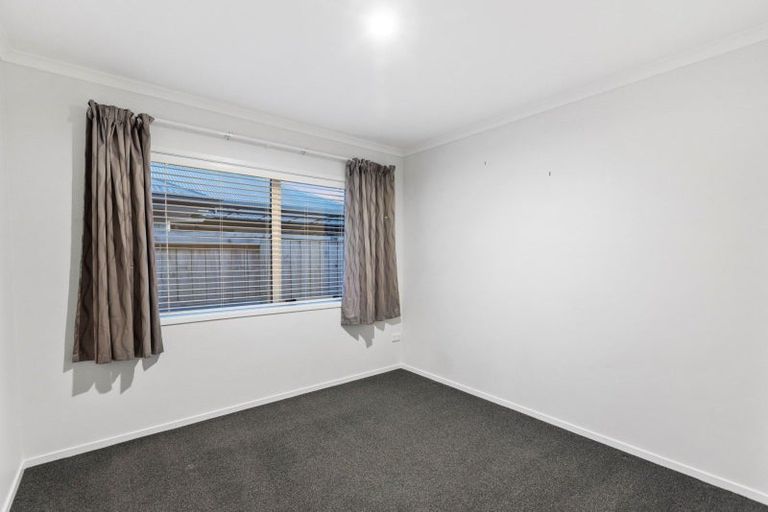 Photo of property in 21 Ponga Place, Papamoa Beach, Papamoa, 3118
