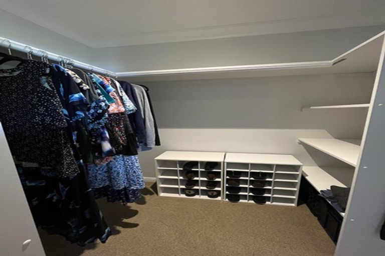 Photo of property in 19 Navigation Drive, Whitby, Porirua, 5024