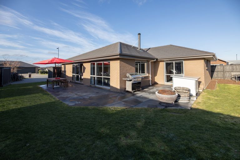 Photo of property in 15 Lignite Drive, Rolleston, 7614