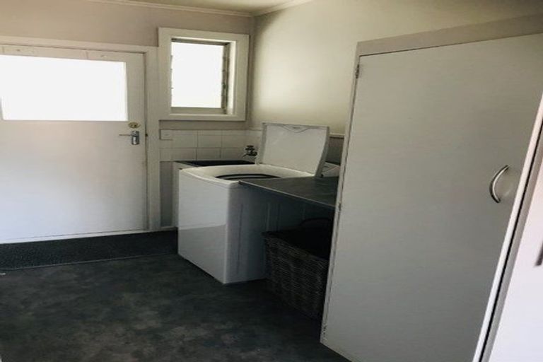 Photo of property in 33 Cameron Street, Ashburton, 7700