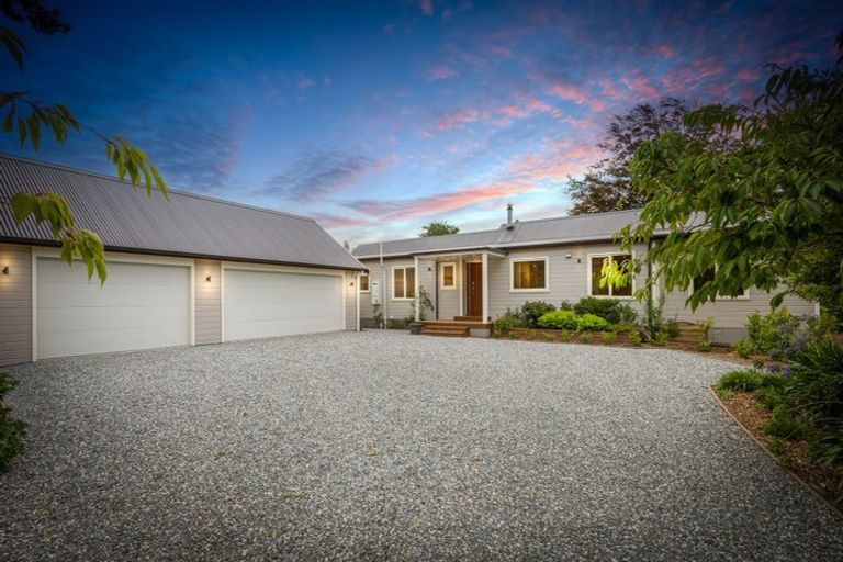 Photo of property in 216 Whincops Road, Halswell, Christchurch, 8025