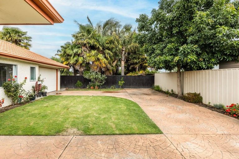 Photo of property in 2a Cassino Crescent, Onekawa, Napier, 4110