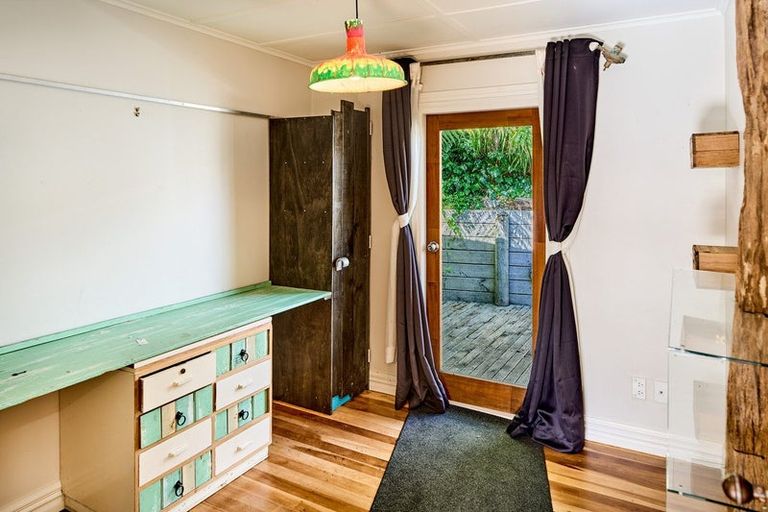 Photo of property in 5 Takutai Road, Pukerua Bay, 5026