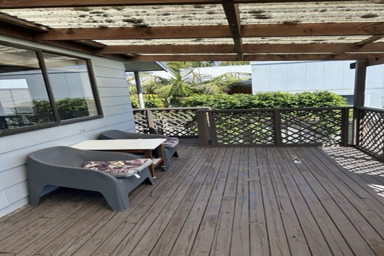 Photo of property in 1297 Papamoa Beach Road, Papamoa Beach, Papamoa, 3118