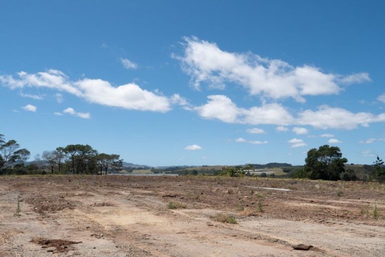 Photo of property in 8 Waterfront Drive, Mangonui, 0420