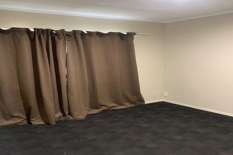 Photo of property in 1/15 Ballance Avenue, Papatoetoe, Auckland, 2104