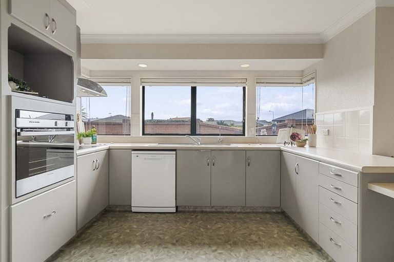 Photo of property in 6 Gardenia Drive, Mount Maunganui, 3116