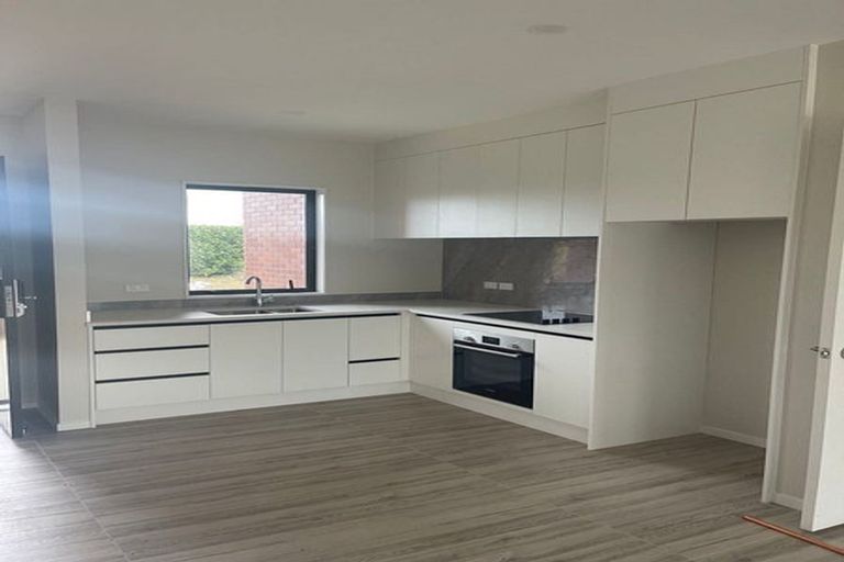 Photo of property in 18 Benjamin Place, Clevedon, Papakura, 2582