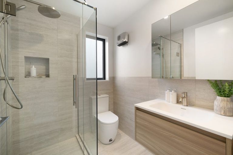 Photo of property in 2/2 Courtenay Street, St Albans, Christchurch, 8014