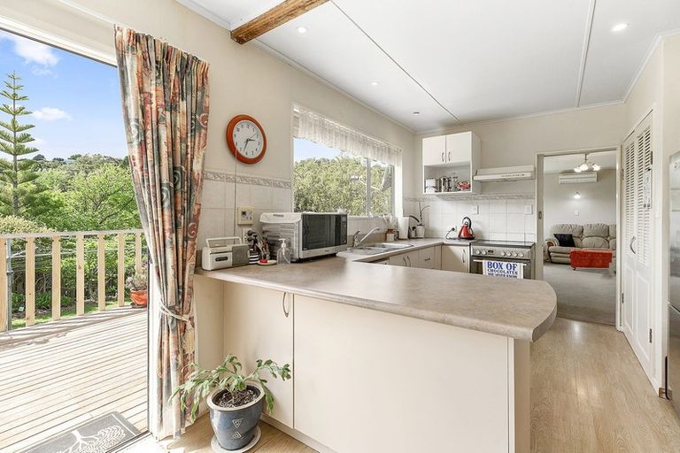 Photo of property in 9 The Companionway, Whitby, Porirua, 5024