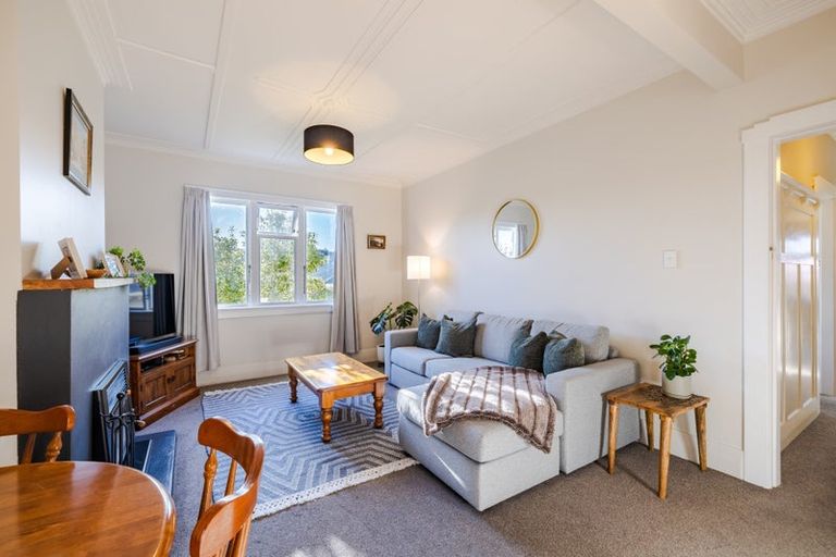 Photo of property in 15 Mataora Road, Kenmure, Dunedin, 9011