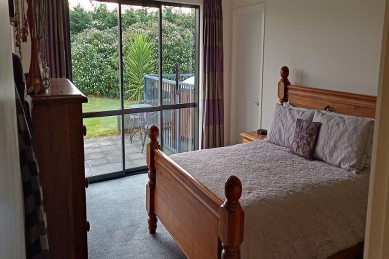 Photo of property in 341 Airedale Road, Weston, Oamaru, 9492