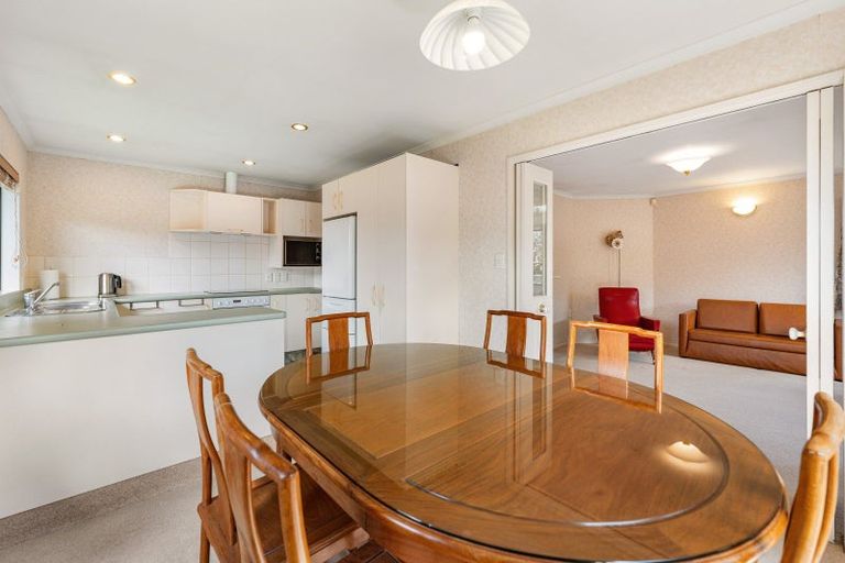 Photo of property in 77 Lyndhurst Street, Takaro, Palmerston North, 4412