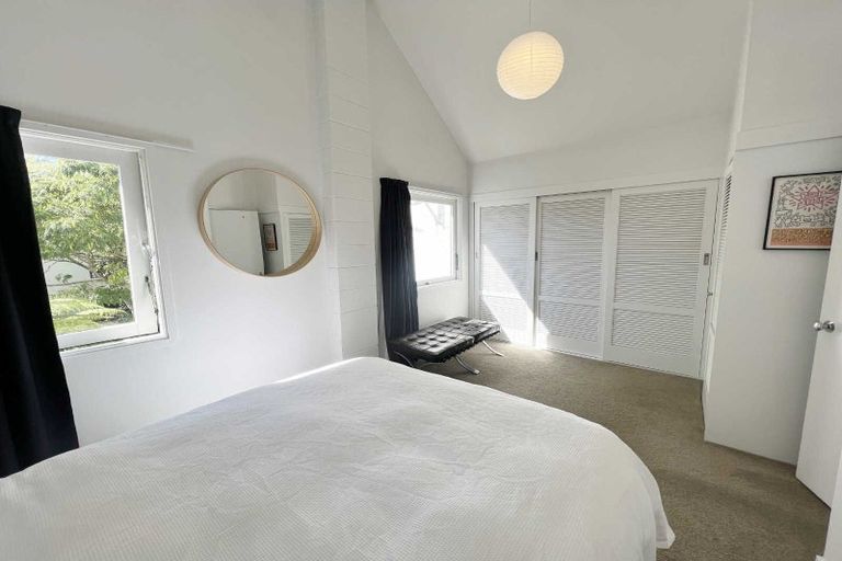 Photo of property in 130 Rossall Street, Merivale, Christchurch, 8014