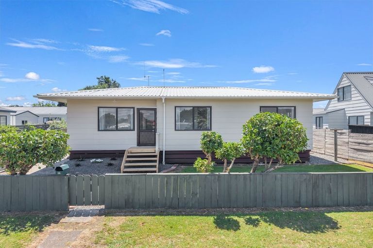 Photo of property in 8a Kaimai Place, Hairini, Tauranga, 3112