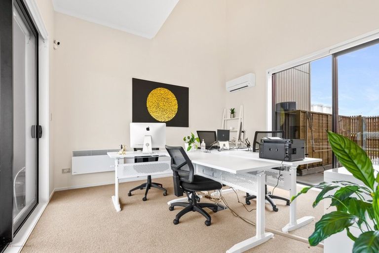 Photo of property in 72 Squadron Drive, Hobsonville, Auckland, 0616