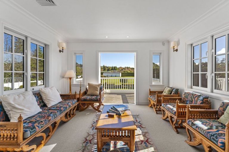 Photo of property in 423 Gillespie Place, Acacia Bay, Taupo, 3385