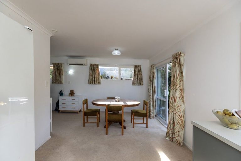 Photo of property in 9 Kotare Street, Waikanae, 5036