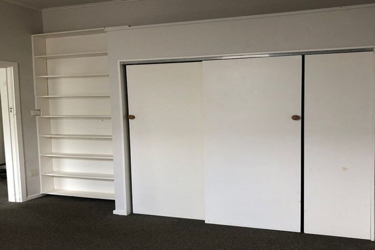 Photo of property in 21 Disley Street, Highbury, Wellington, 6012