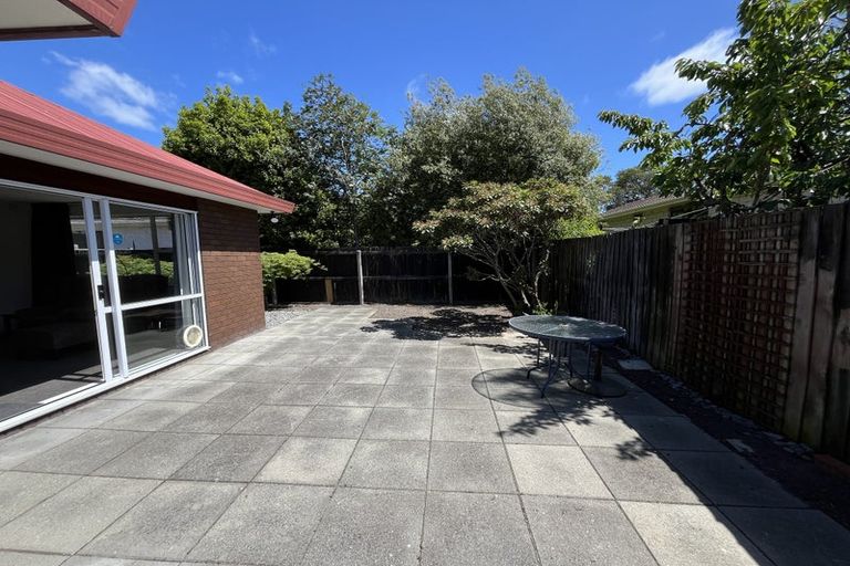 Photo of property in 2/10 Argo Place, Casebrook, Christchurch, 8051
