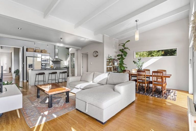 Photo of property in 37a Mount Avenue, Pauanui, Hikuai, 3579