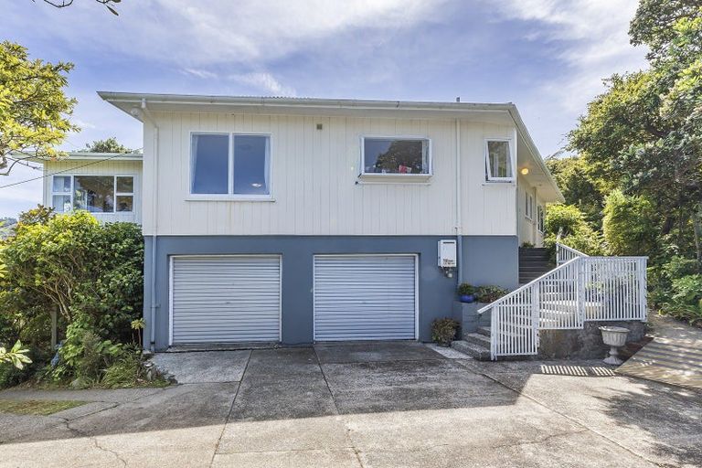 Photo of property in 83 Madras Street, Khandallah, Wellington, 6035