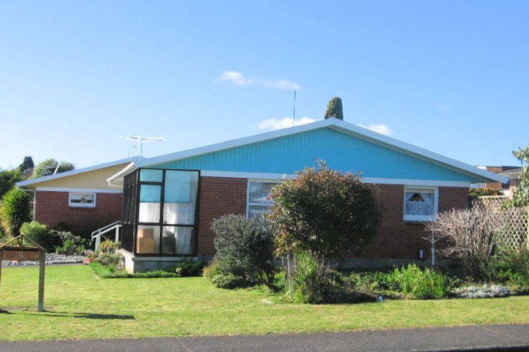 Photo of property in 1/9 Keeney Court, Papakura, 2110