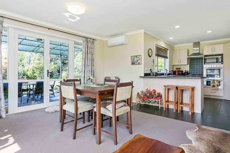 Photo of property in 14 Windmill Road, Tamahere, Hamilton, 3283