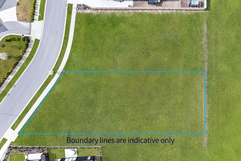 Photo of property in 8 Marjon Drive, Wanaka, 9305