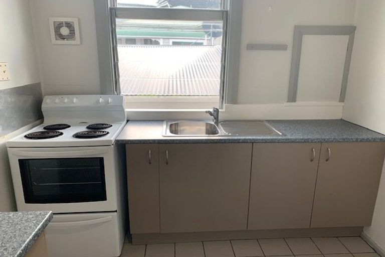 Photo of property in 1/8 Waipapa Road, Hataitai, Wellington, 6021