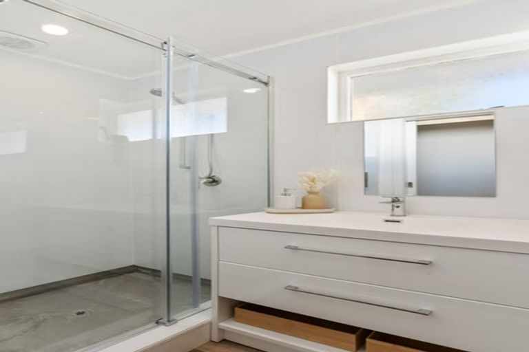 Photo of property in 2/21 Marr Road, Manurewa, Auckland, 2102