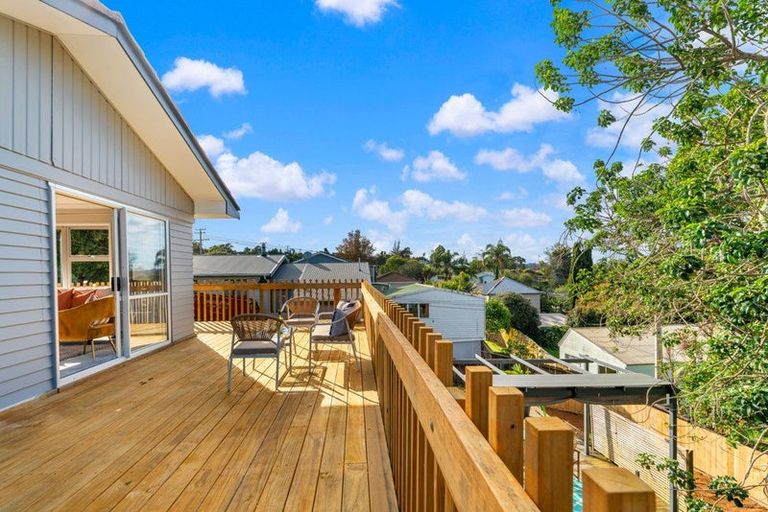Photo of property in 191 Rangatira Road, Beach Haven, Auckland, 0626