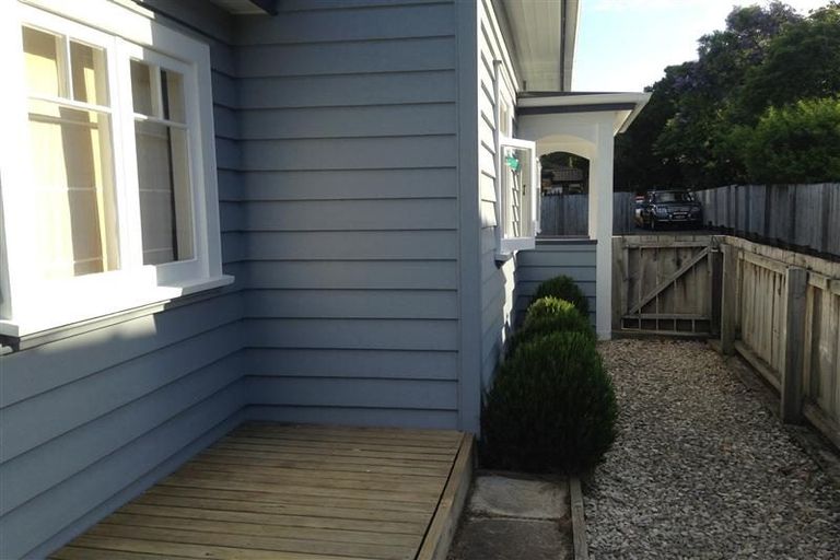 Photo of property in 67 Margan Avenue, New Lynn, Auckland, 0600