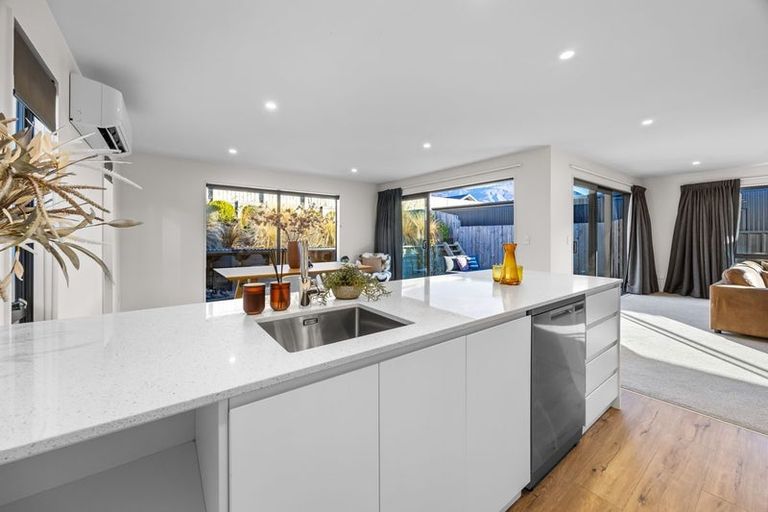 Photo of property in 207 Aubrey Road, Wanaka, 9305