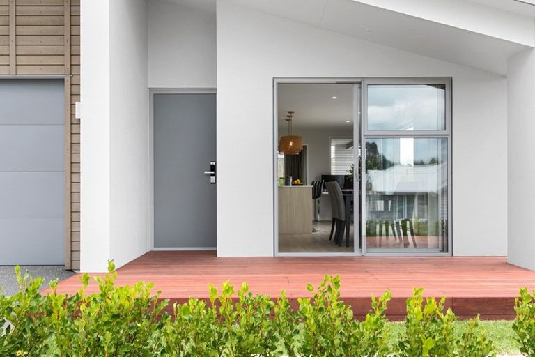 Photo of property in 15 Kiritiana Close, Pyes Pa, Tauranga, 3112