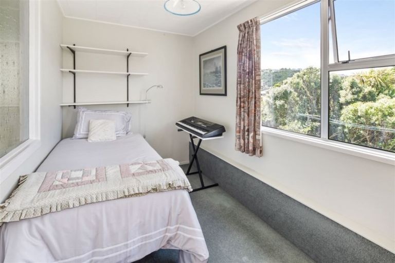 Photo of property in 16 Dominion Park Street, Johnsonville, Wellington, 6037