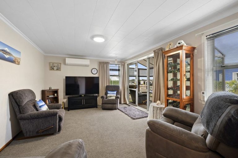 Photo of property in 1/5 Waimea Street, Westown, New Plymouth, 4310