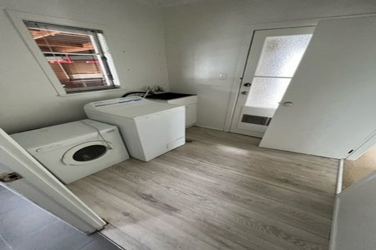 Photo of property in 1/27 Halsey Road, Manurewa, Auckland, 2102