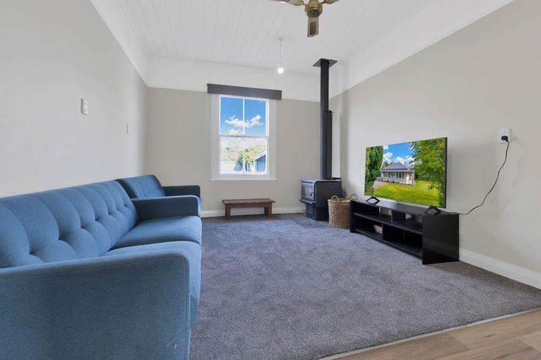 Photo of property in 7 Cheviot Street, Waiau, 7332