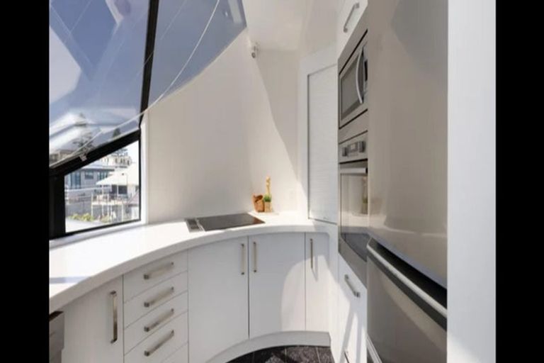 Photo of property in 4/20 Commons Avenue, Mount Maunganui, 3116