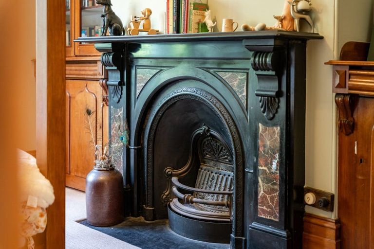 Photo of property in Lady Freyberg House, 18 Moturoa Street, Pipitea, Wellington, 6011