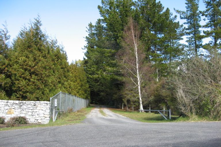 Photo of property in 6 Pukawa Road, Pukawa Bay, Turangi, 3381